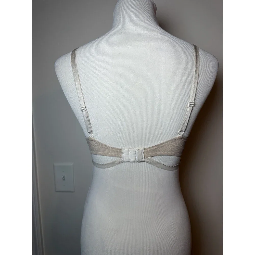 Victoria’s Secret 2 Pc Bra Lot 34D Beige & Red